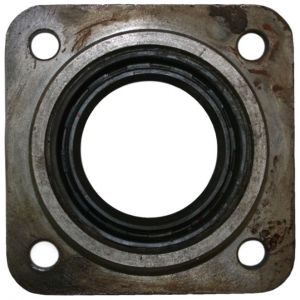 1004415C1U Retainer Cover, Output PTO