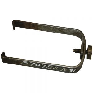 370785R91U Clamp, 560 Water Trap Bail Rail