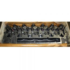 J925644 Cylinder Head w/Valves